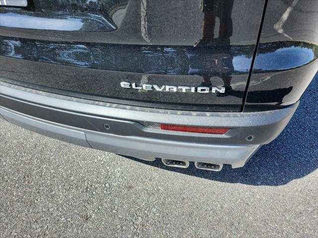 2026 GMC Acadia Elevation FWD