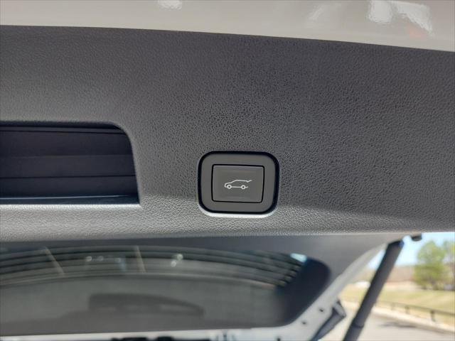 2026 GMC Acadia Elevation FWD