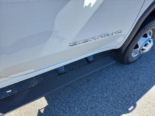 2026 GMC Sierra 3500HD Pro