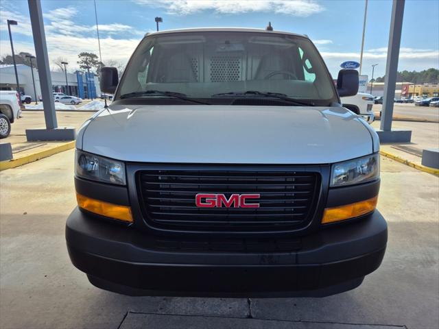 2025 GMC Savana Cargo RWD 2500 Regular Wheelbase Work Van
