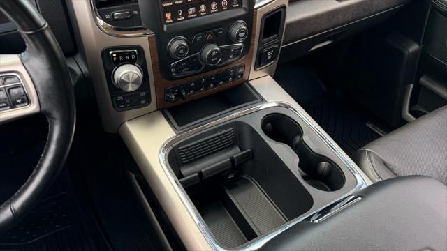 2017 Ram 1500 Laramie Crew Cab 4x4 5'7" Box