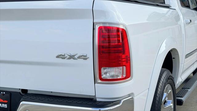 2017 Ram 1500 Laramie Crew Cab 4x4 5'7" Box