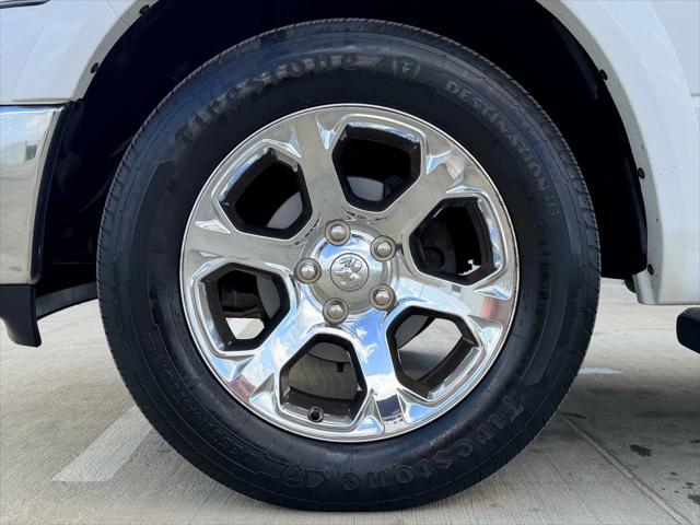 2017 Ram 1500 Laramie Crew Cab 4x4 5'7" Box
