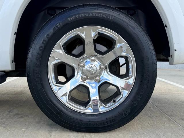 2017 Ram 1500 Laramie Crew Cab 4x4 5'7" Box