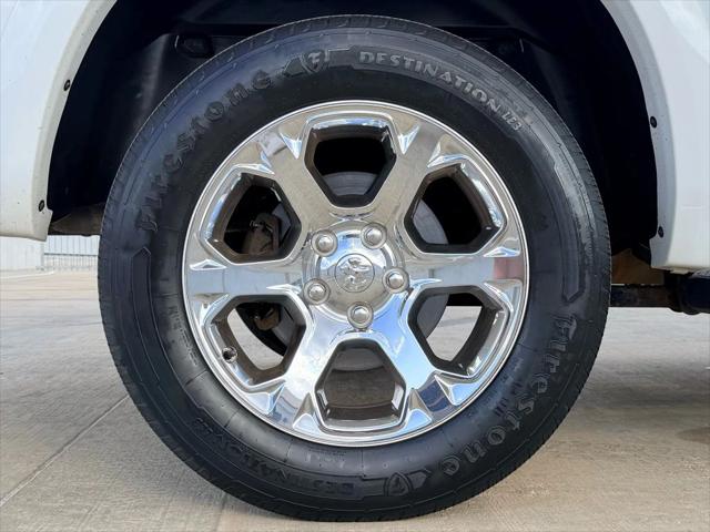 2017 Ram 1500 Laramie Crew Cab 4x4 5'7" Box