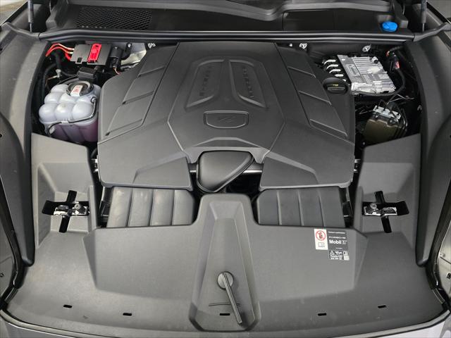 2026 Porsche Cayenne Unknown