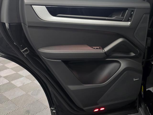 2026 Porsche Cayenne Unknown