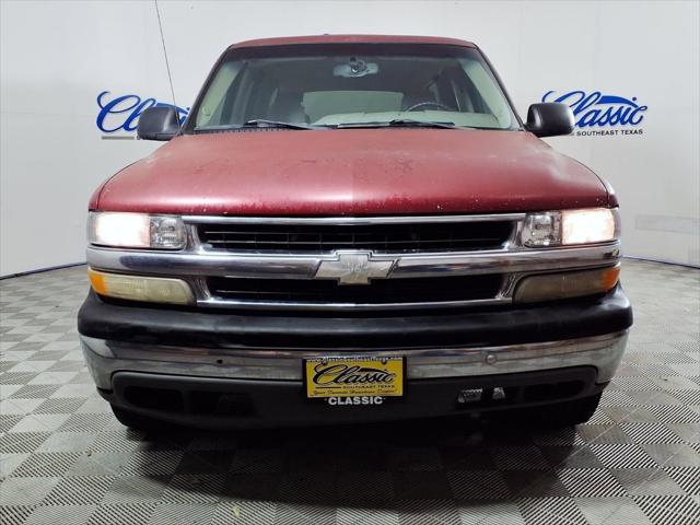 2004 Chevrolet Suburban LS