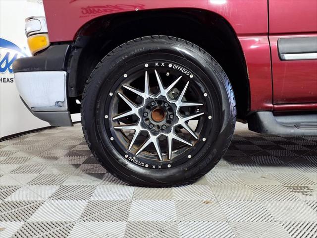 2004 Chevrolet Suburban LS