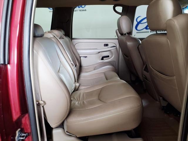 2004 Chevrolet Suburban LS