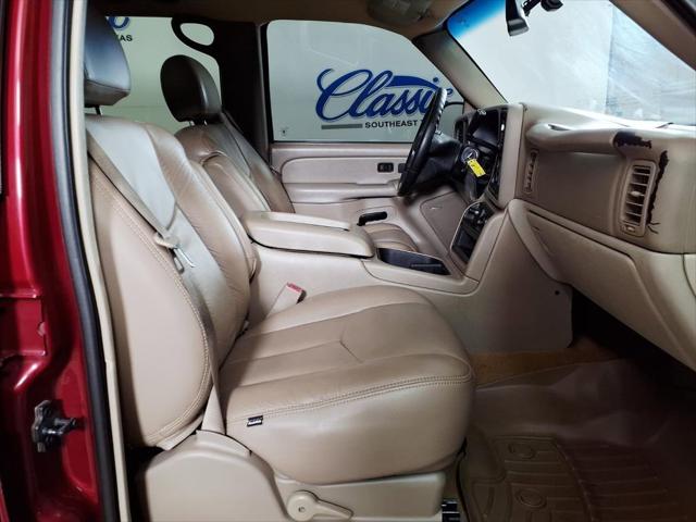 2004 Chevrolet Suburban LS