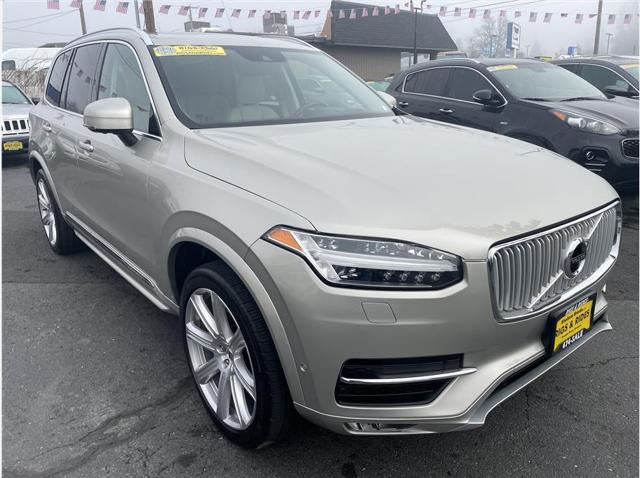 2018 Volvo XC90 T6 Inscription