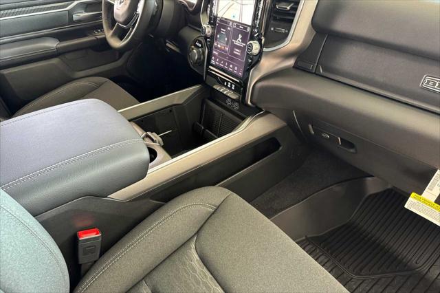 2026 Ram 1500 Big Horn Crew Cab 4x4 64 Box