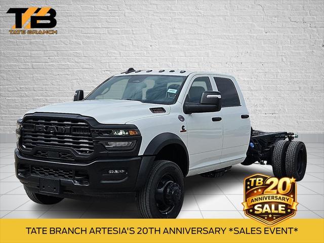 2026 RAM 5500 Chassis RAM 5500 TRADESMAN CHASSIS CREW CAB 4X4 84 CA