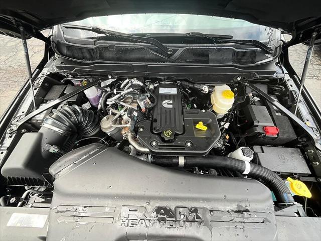 2026 RAM Ram 3500 RAM 3500 LARAMIE CREW CAB 4X4 8 BOX