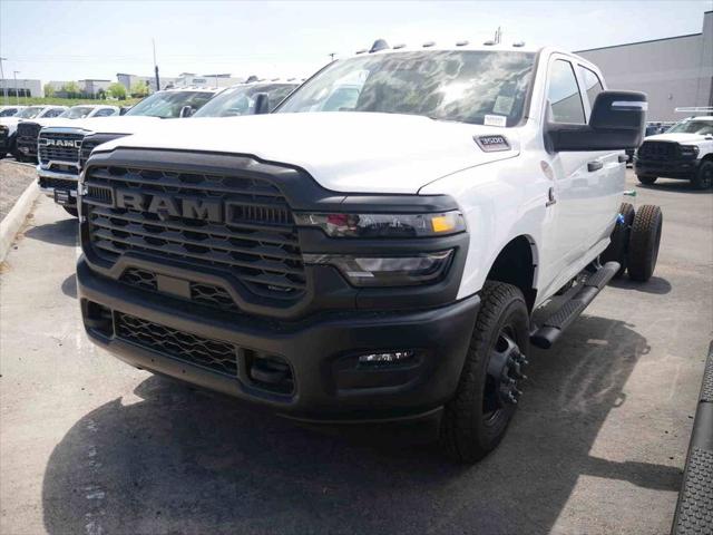 2026 RAM 3500 Chassis RAM 3500 TRADESMAN CREW CAB CHASSIS 4X4 60 CA
