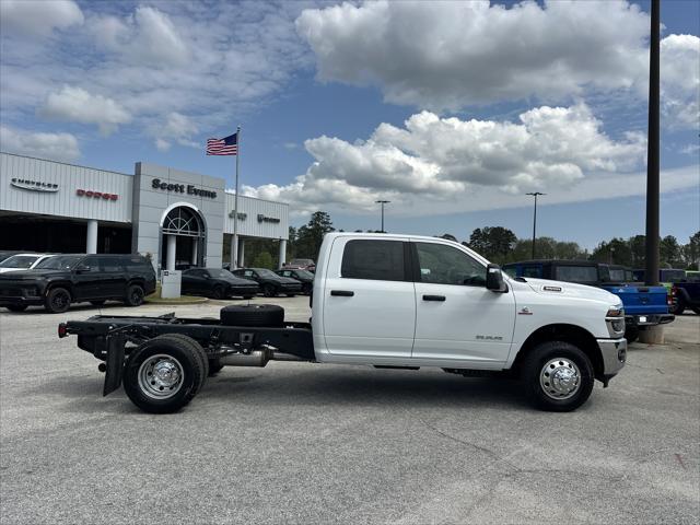 2026 Ram 3500 Chassis Cab Tradesman/Big Horn