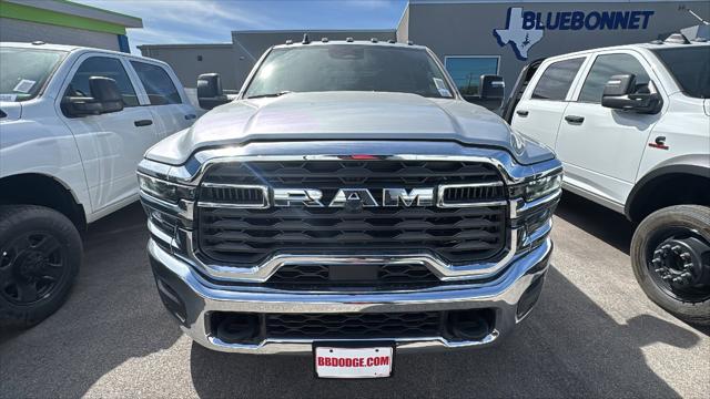 2026 RAM Ram 5500 Chassis Cab RAM 5500 TRADESMAN CHASSIS CREW CAB 4X4 84 CA