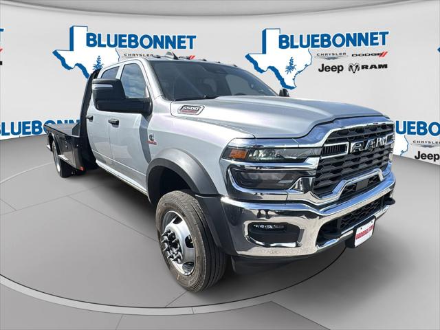 2026 RAM 5500 Chassis RAM 5500 TRADESMAN CHASSIS CREW CAB 4X4 84 CA