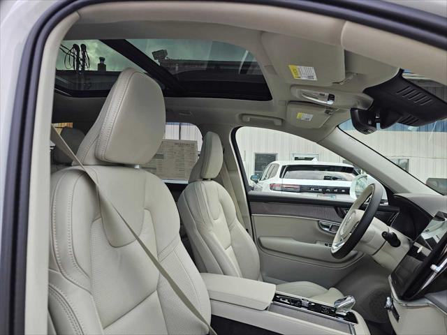 2026 Volvo XC90 Plug-In Hybrid Ultra, T8 AWD, Electric/Gasoline, Bright, 7 Seats
