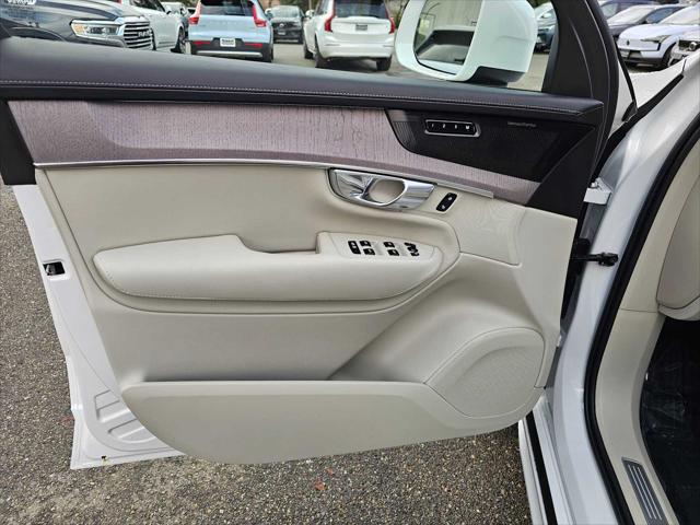 2026 Volvo XC90 Plug-In Hybrid Ultra, T8 AWD, Electric/Gasoline, Bright, 7 Seats