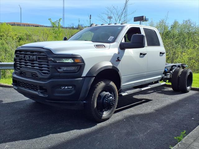 2026 RAM Ram 5500 Chassis Cab RAM 5500 TRADESMAN CHASSIS CREW CAB 4X4 60 CA 2026 RAM Ram 5500 Chassis Cab RAM 5500 TRADESMAN CHASSIS CREW CAB 4X4 60 CA