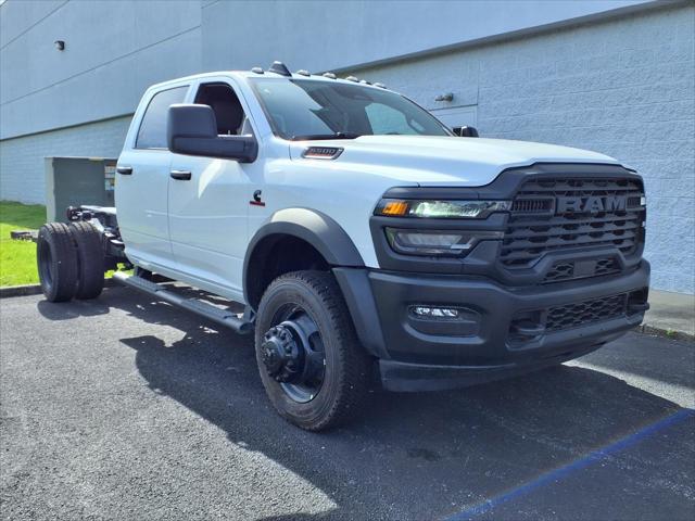 2026 RAM Ram 5500 Chassis Cab RAM 5500 TRADESMAN CHASSIS CREW CAB 4X4 60 CA 2026 RAM Ram 5500 Chassis Cab RAM 5500 TRADESMAN CHASSIS CREW CAB 4X4 60 CA