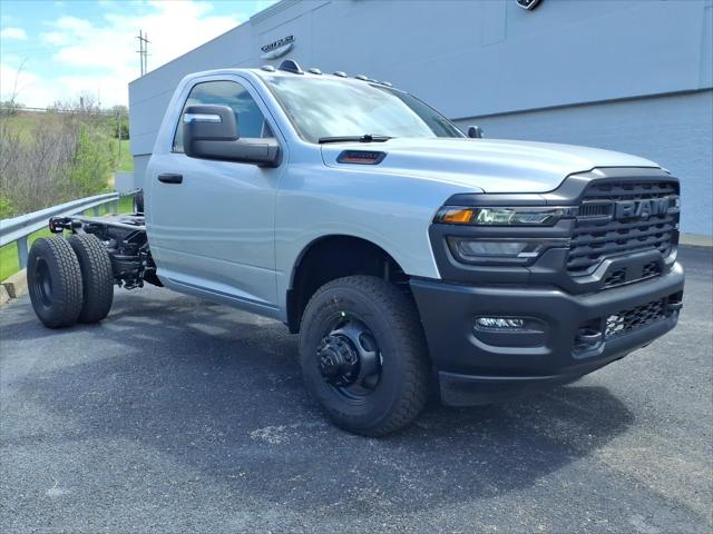 2026 RAM Ram 3500 Chassis Cab RAM 3500 TRADESMAN CHASSIS REGULAR CAB 4X4 60 CA