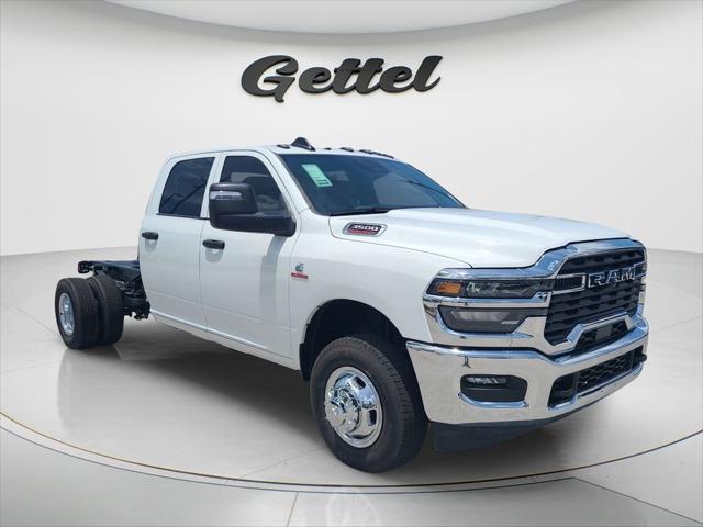 2026 RAM 3500 Chassis RAM 3500 TRADESMAN CREW CAB CHASSIS 4X4 60 CA