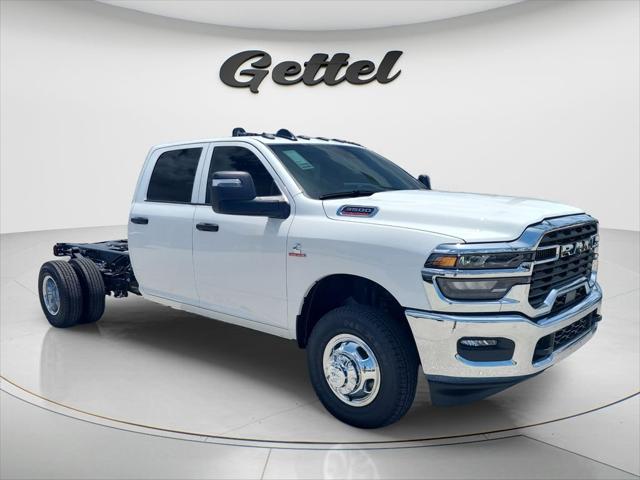 2026 RAM Ram 3500 Chassis Cab RAM 3500 TRADESMAN CREW CAB CHASSIS 4X4 60 CA