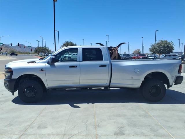 2026 RAM Ram 3500 RAM 3500 TRADESMAN CREW CAB 4X4 8 BOX