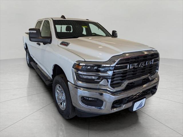 2026 RAM Ram 3500 RAM 3500 TRADESMAN CREW CAB 4X4 64 BOX