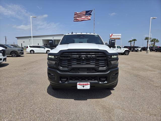 2026 RAM Ram 3500 Chassis Cab RAM 3500 TRADESMAN CREW CAB CHASSIS 4X4 60 CA