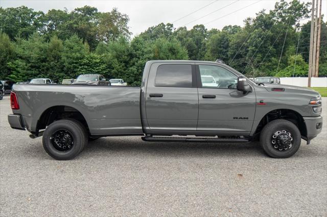 2026 RAM 3500 RAM 3500 BIG HORN CREW CAB 4X4 8 BOX