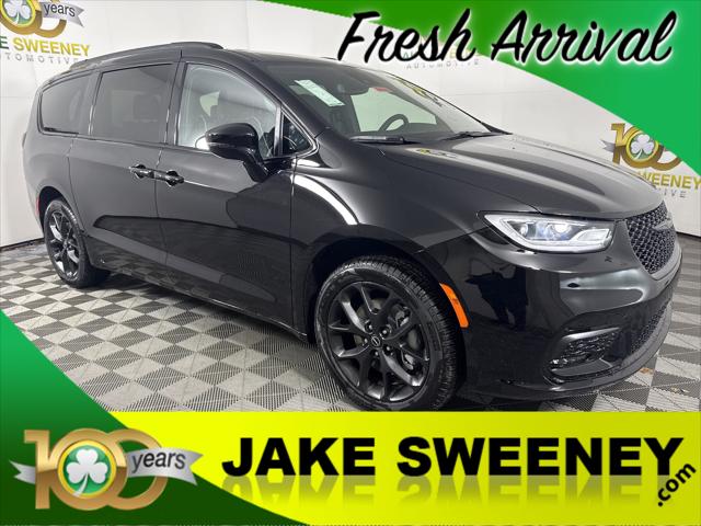 2026 Chrysler Pacifica PACIFICA LIMITED AWD