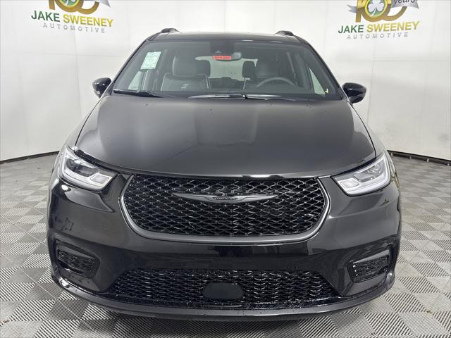 2026 Chrysler Pacifica PACIFICA LIMITED AWD