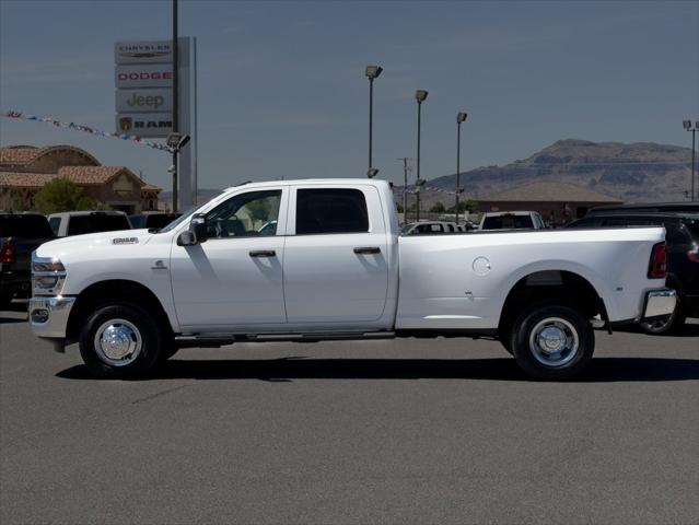 2026 RAM Ram 3500 RAM 3500 TRADESMAN CREW CAB 4X4 8 BOX