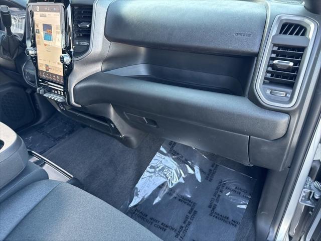 2026 Ram 2500 Black Express Crew Cab 4x4 6'4" Box