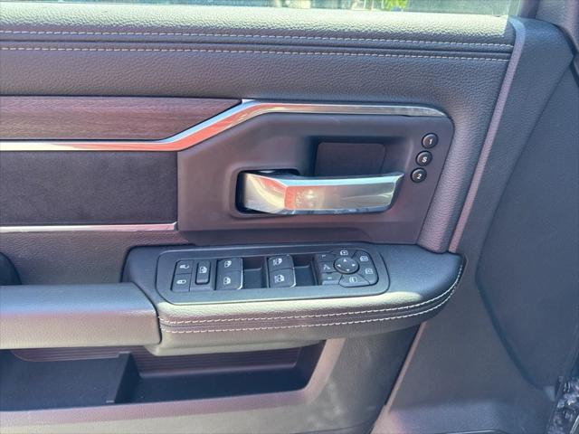 2026 Ram 2500 Laramie Crew Cab 4x4 8' Box