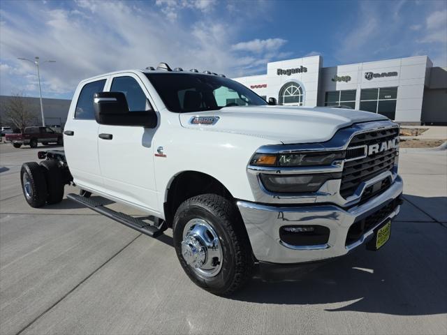 2026 RAM Ram 3500 Chassis Cab RAM 3500 TRADESMAN CREW CAB CHASSIS 4X4 60 CA