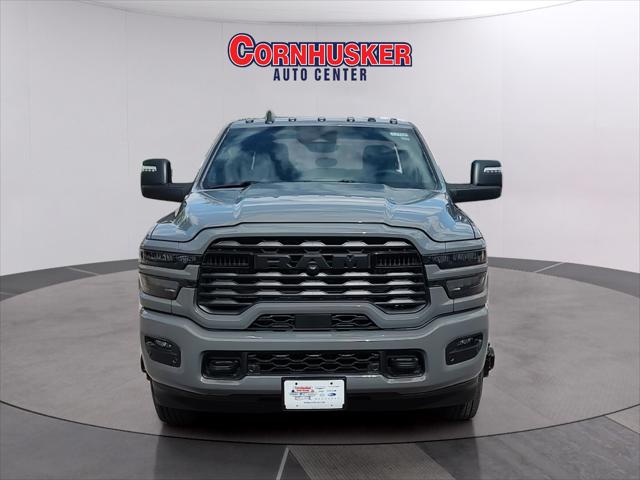 2026 RAM 3500 RAM 3500 BIG HORN CREW CAB 4X4 8 BOX