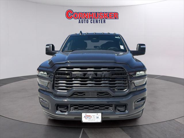 2026 RAM 3500 RAM 3500 BIG HORN CREW CAB 4X4 8 BOX