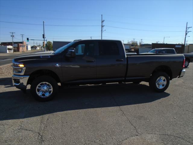 2026 RAM Ram 3500 RAM 3500 TRADESMAN CREW CAB 4X4 8 BOX