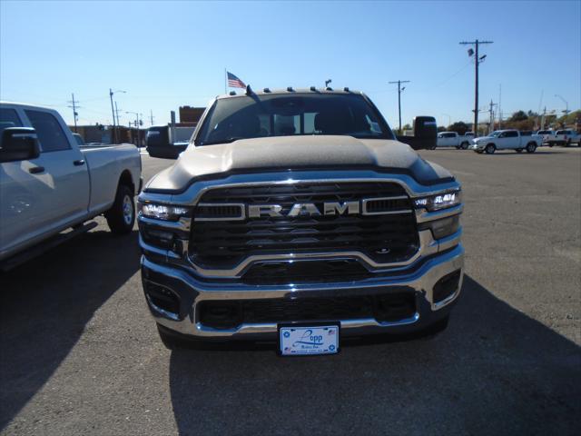 2026 RAM Ram 3500 RAM 3500 TRADESMAN CREW CAB 4X4 8 BOX