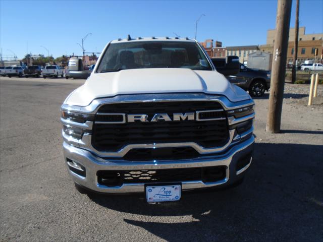 2026 RAM Ram 3500 Chassis Cab RAM 3500 TRADESMAN CHASSIS REGULAR CAB 4X4 60 CA