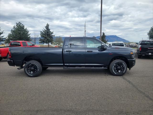 2026 RAM Ram 3500 RAM 3500 TRADESMAN CREW CAB 4X4 8 BOX