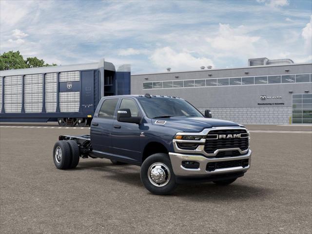 2026 RAM Ram 3500 Chassis Cab RAM 3500 TRADESMAN CREW CAB CHASSIS 4X4 60 CA