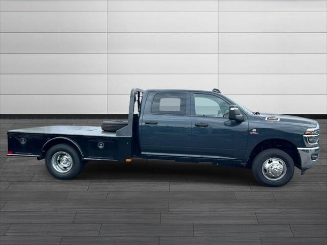 2026 RAM 3500 Chassis RAM 3500 TRADESMAN CREW CAB CHASSIS 4X4 60 CA