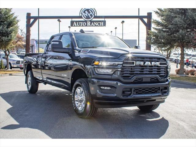 2026 RAM Ram 3500 RAM 3500 BIG HORN CREW CAB 4X4 8 BOX
