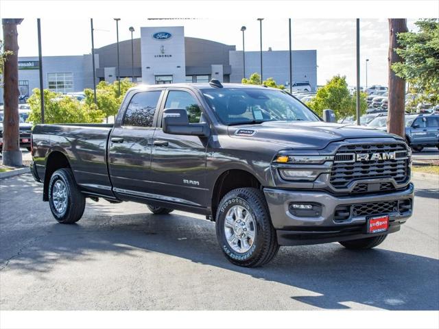 2026 RAM 3500 RAM 3500 BIG HORN CREW CAB 4X4 8 BOX